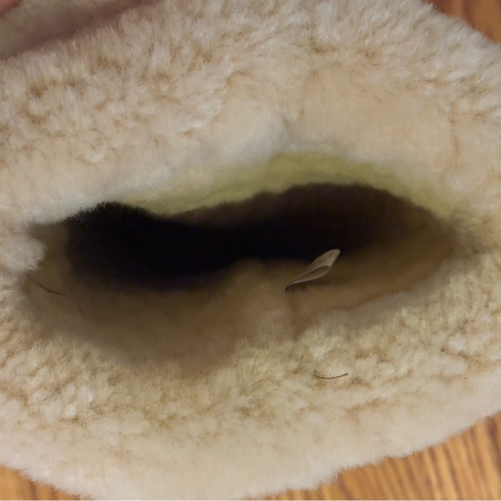 Emu Tan Ankle Boots with Cream Fur Lining made in Australia - Picture 5 of 7